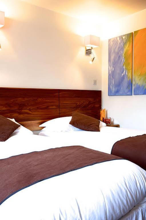Priory Inn Тетбъри Екстериор снимка